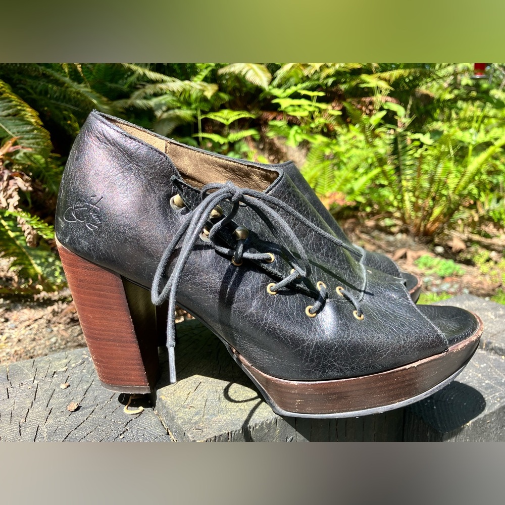 John Fluevog ‘Ashbury’ platform shoes in black.